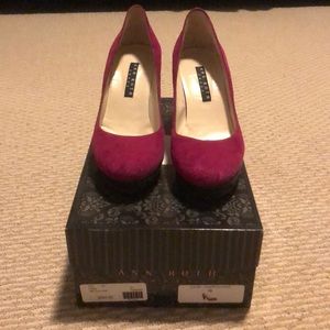 Ann Roth size 36 euro suede heel in raspberry pink